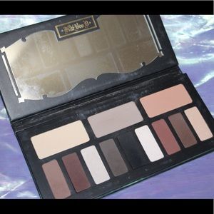 Kat Von D Shade + Light Eye Contour Matte Palette